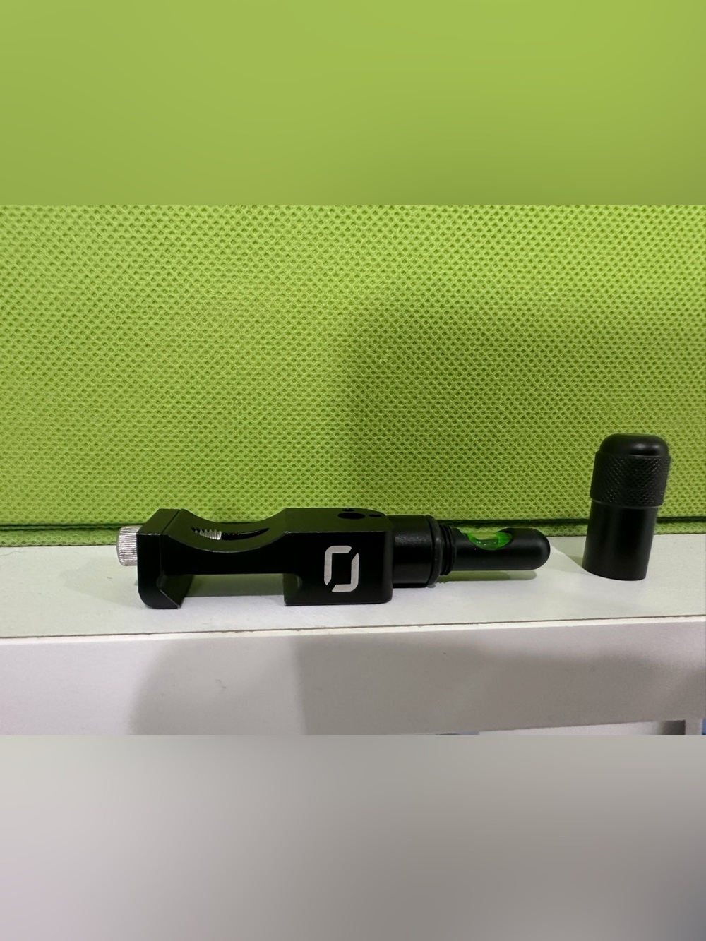 NIB - US Optics Folding Leveler